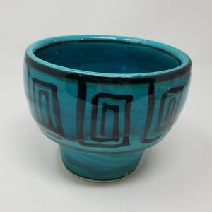 Lynn R. Munns Pottery Bowl